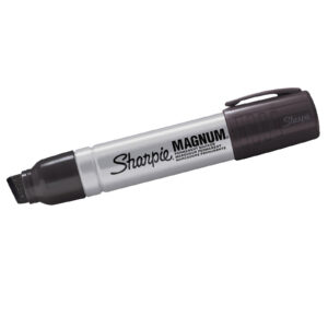 68005-01_Permanent-Markers_Magnum_Black_P-WEB